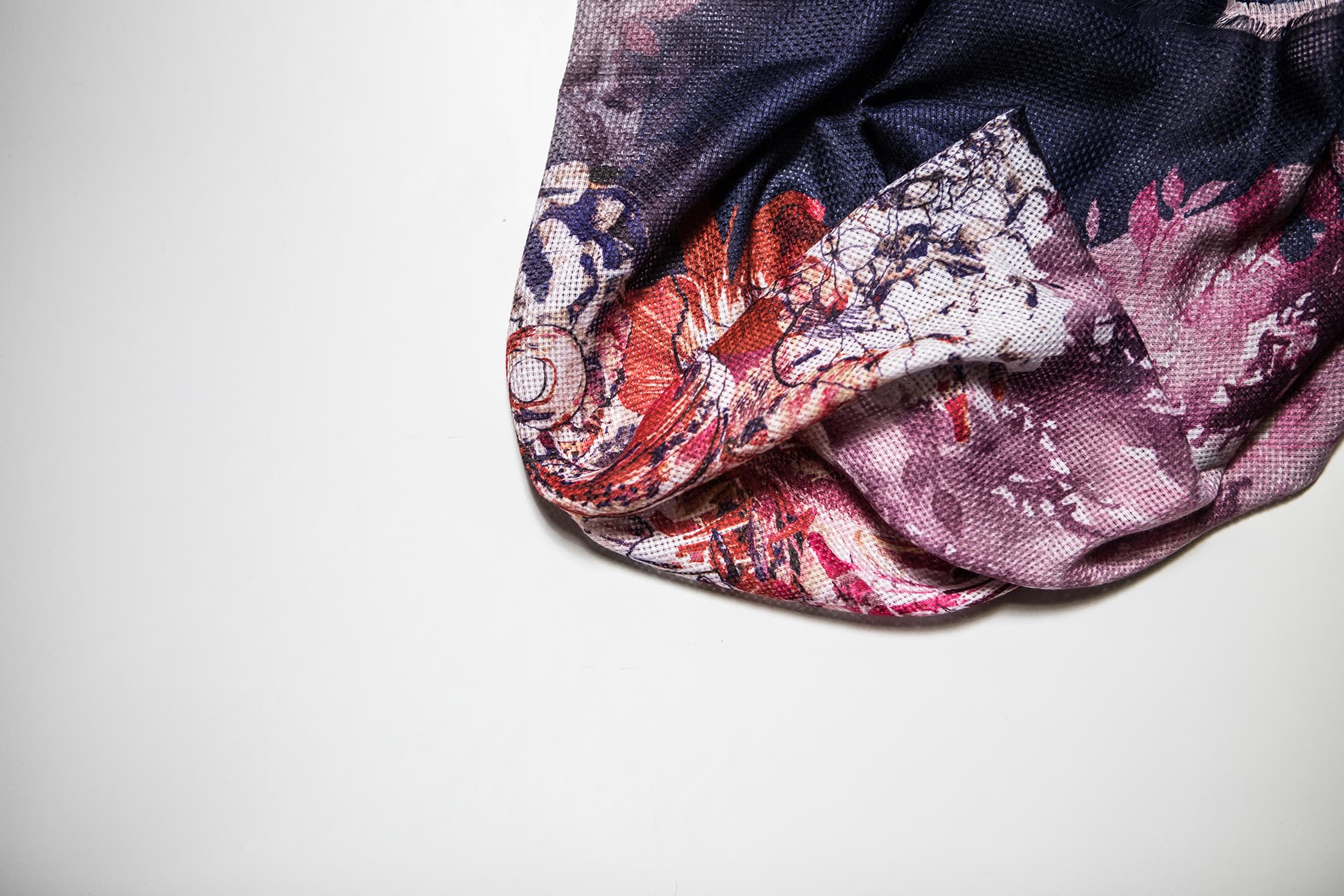 Orkide Tekstil silk scarf and foulard pattern from the design archive — Nº 03