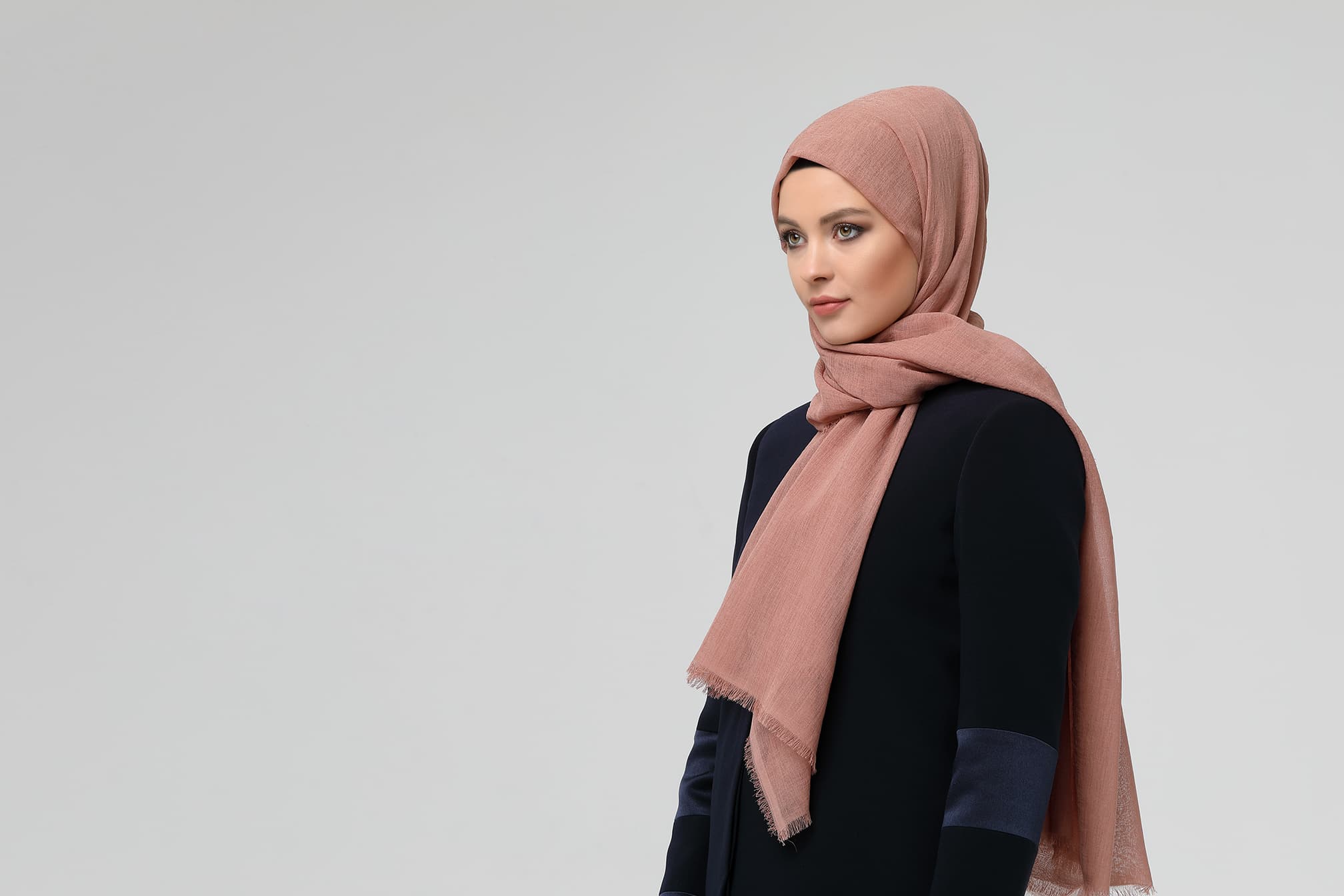 Orkide Tekstil ipek eşarp ve fular kreasyonu — desen arşivinden Nº 08